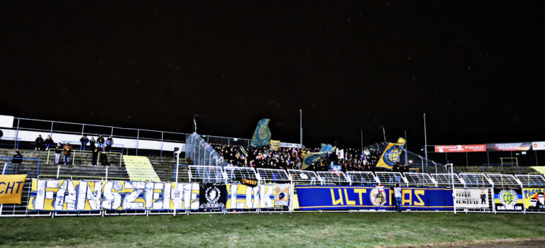 1. FC Lok – Viktoria Berlin 1:2 2022/2023 1. FC Lok – Viktoria Berlin 1:2 2022/2023